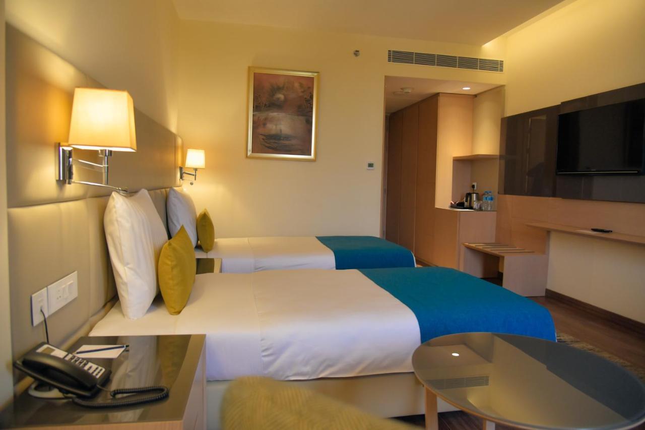 Bravia Hotel Niamey Ngoại thất bức ảnh