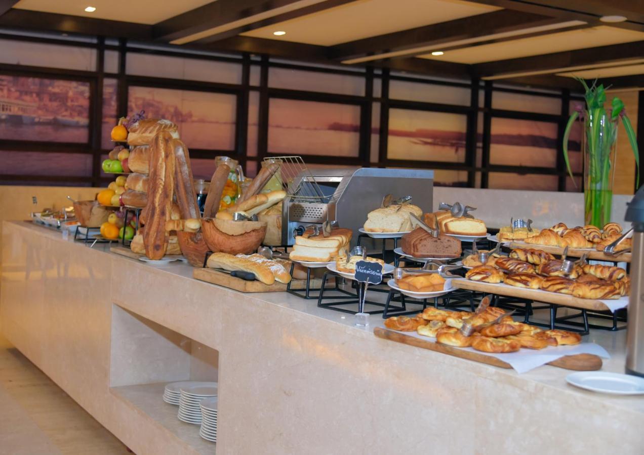 Bravia Hotel Niamey Ngoại thất bức ảnh
