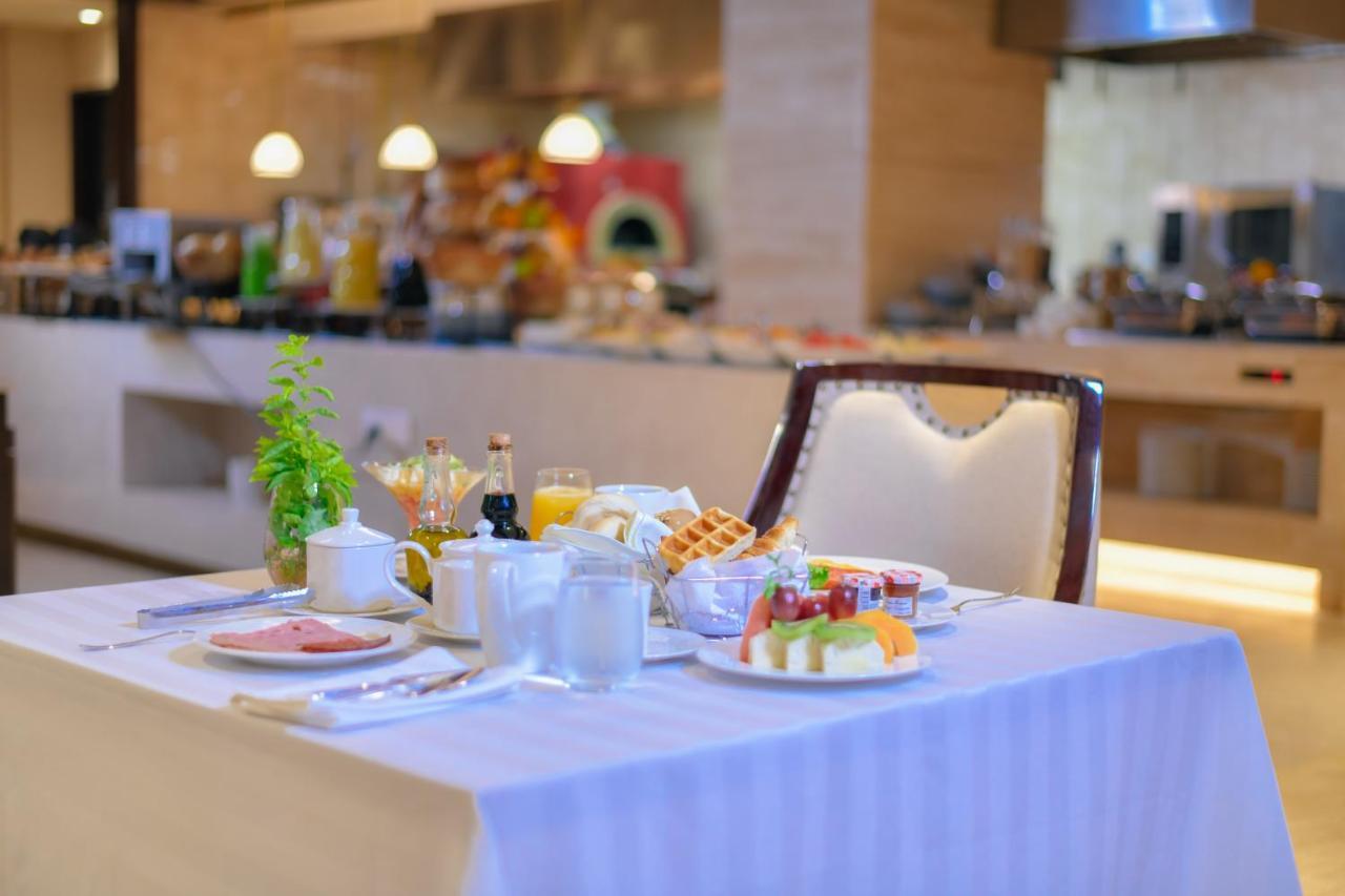 Bravia Hotel Niamey Ngoại thất bức ảnh