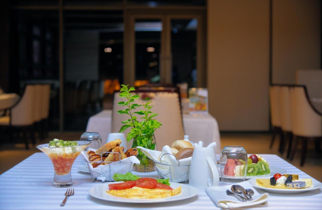 Bravia Hotel Niamey Ngoại thất bức ảnh