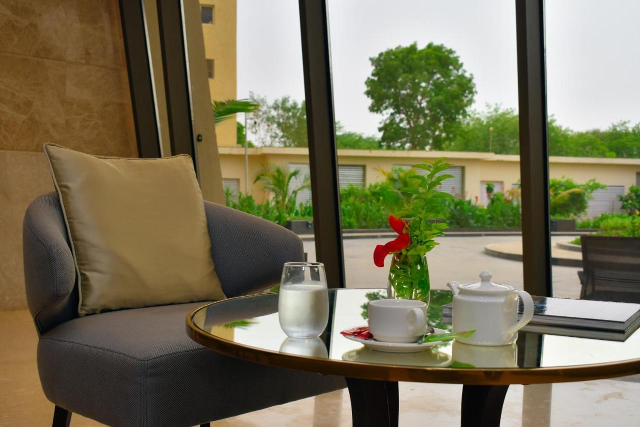 Bravia Hotel Niamey Ngoại thất bức ảnh