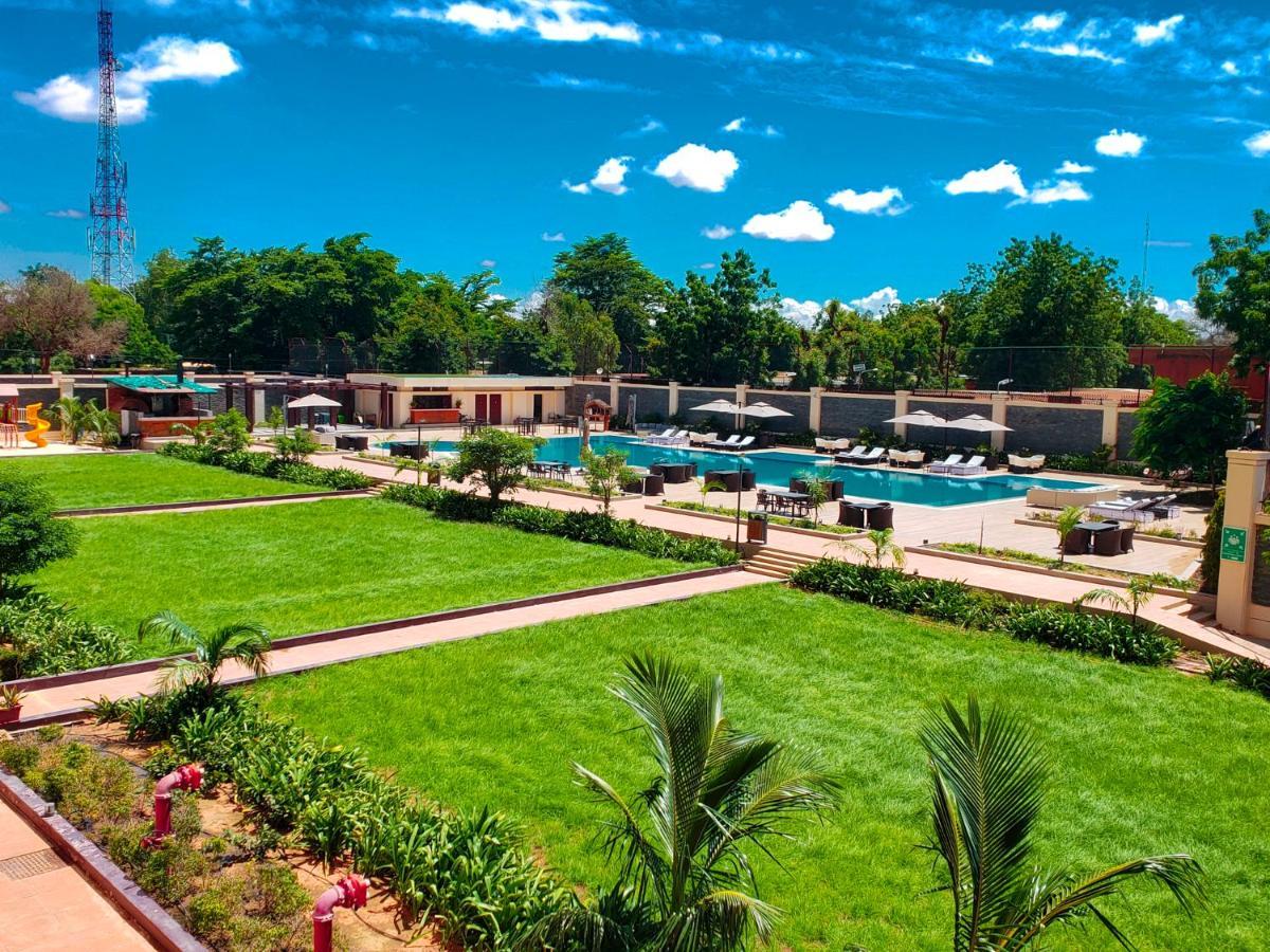 Bravia Hotel Niamey Ngoại thất bức ảnh